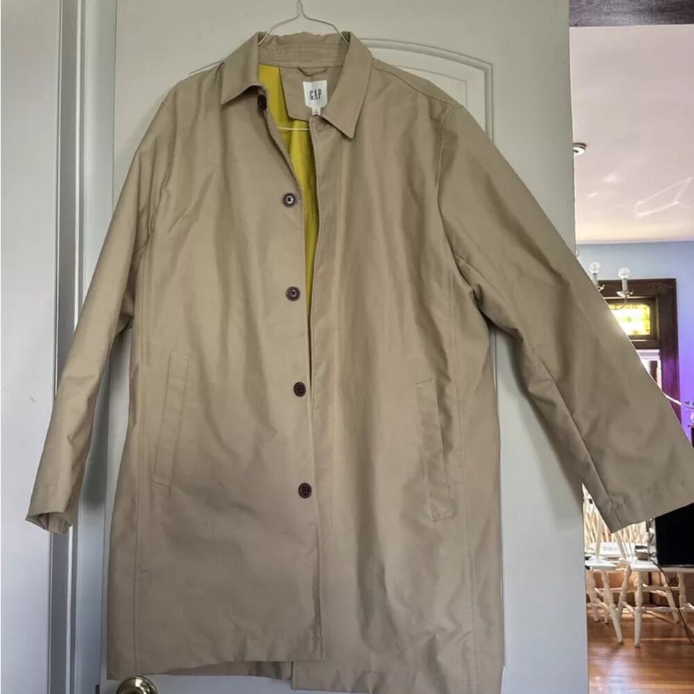 GAP Tan Raincoat with Yellow Lining